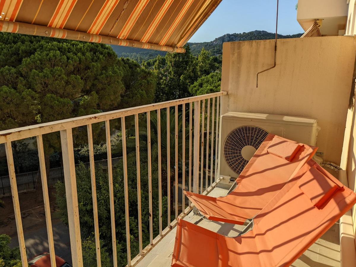 Superbe T2 Proche Des Plages Et Des Commerces Hyères Kültér fotó